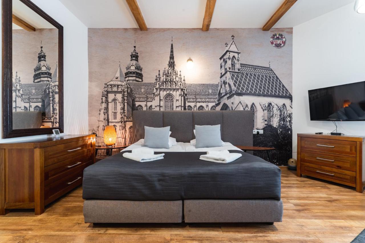 Boutique Penzion Slovakia&Slovakia Residence Košice Esterno foto